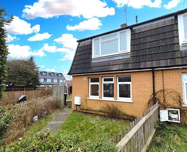 2 Bedroom Semi-Detached House For Sale In Quarry Mead, Alveston, Bristol, BS35