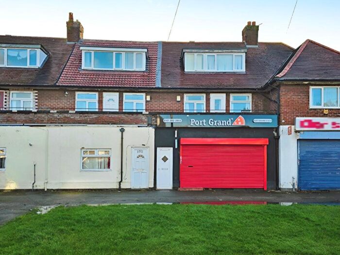 Flat To Rent In Stanley Grove, Gorton, Manchester, M18