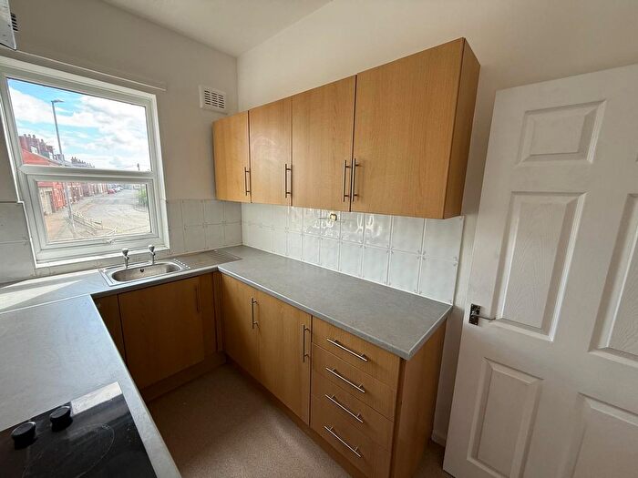1 Bedroom Flat To Rent In Doncaster Road, Wakefield, WF1