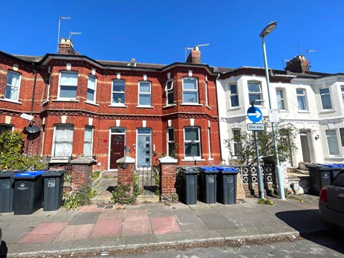 Studio To Rent In Lennox Road, Worthing, BN11