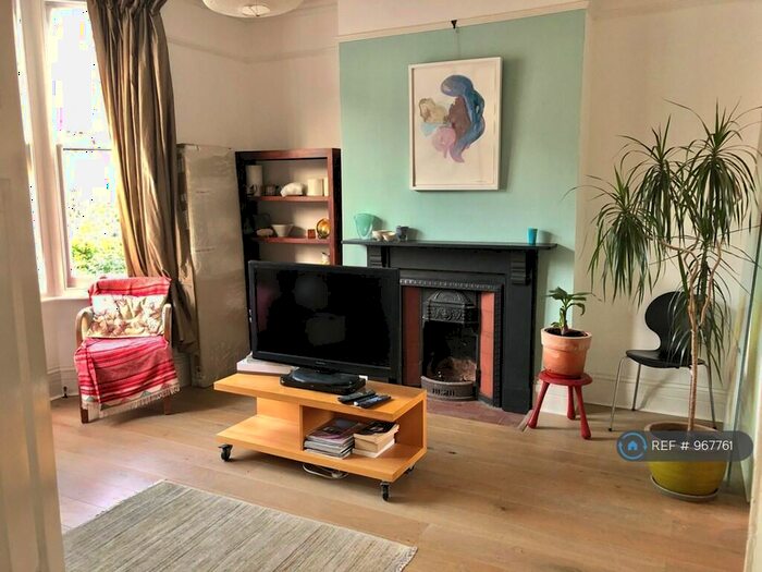1 Bedroom Flat To Rent In Gresley Road, London, N19