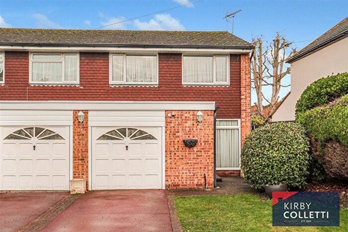 3 Bedroom Semi Detached House For Sale In Old Nazeing Road, Broxbourne, EN10