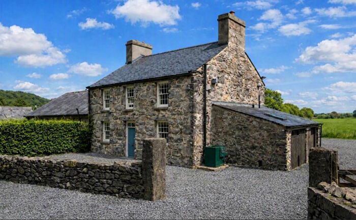 3 Bedroom House For Sale In Tan Y Penmaen, Harlech, LL46