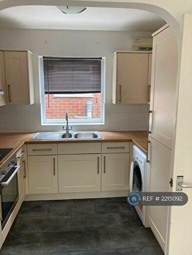 1 Bedroom Flat To Rent In Martyr Road, Guildford, GU1