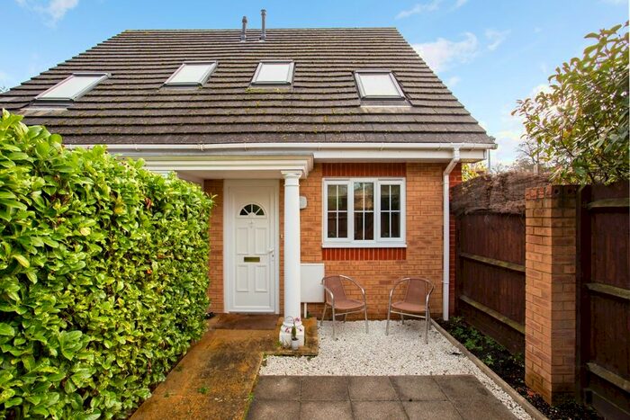 1 Bedroom End Of Terrace House To Rent In Eden Place, Sunningdale, Ascot, SL5