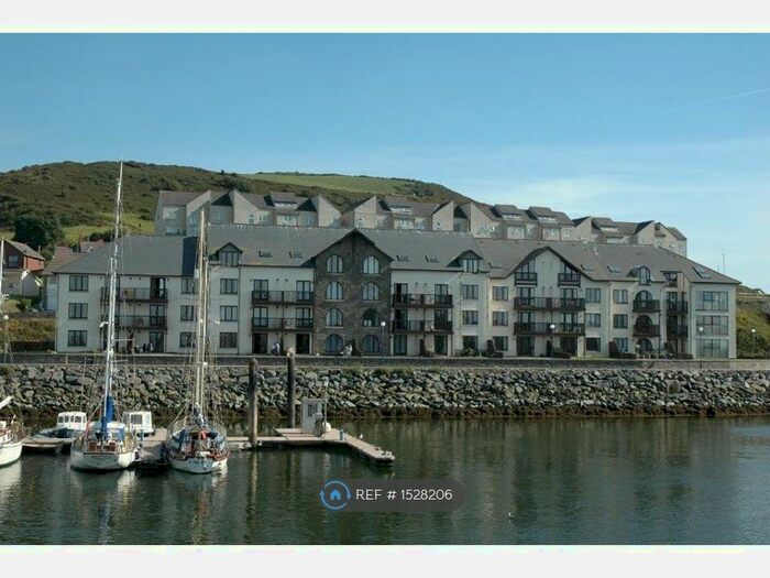 3 Bedroom Flat To Rent In Trefechan, Aberystwyth, SY23