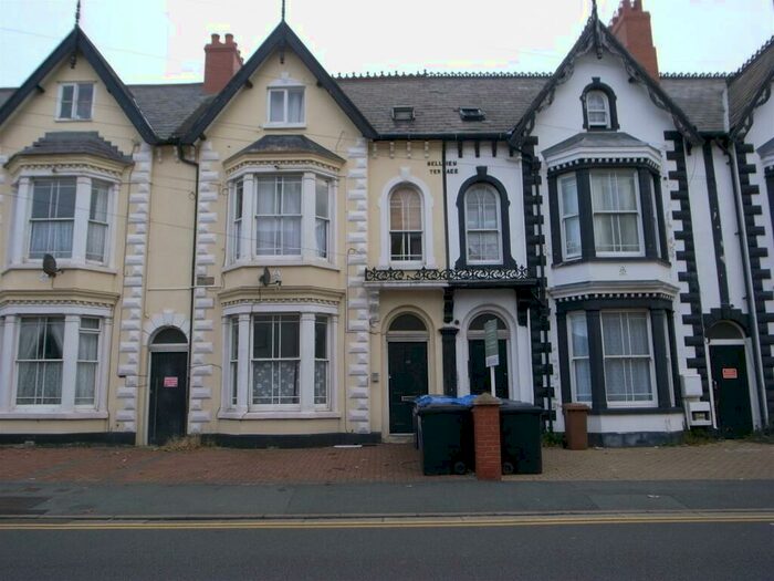 1 Bedroom Flat To Rent In Bath Street, Rhyl, LL18