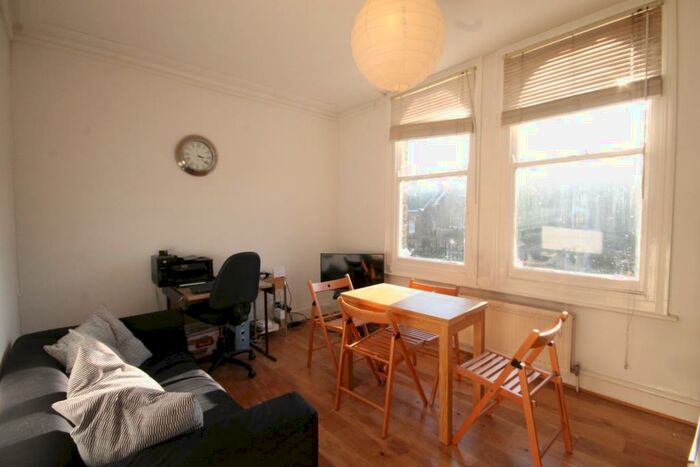 2 Bedroom Flat To Rent In Mount Pleasant Villas, Stroud Green, N4