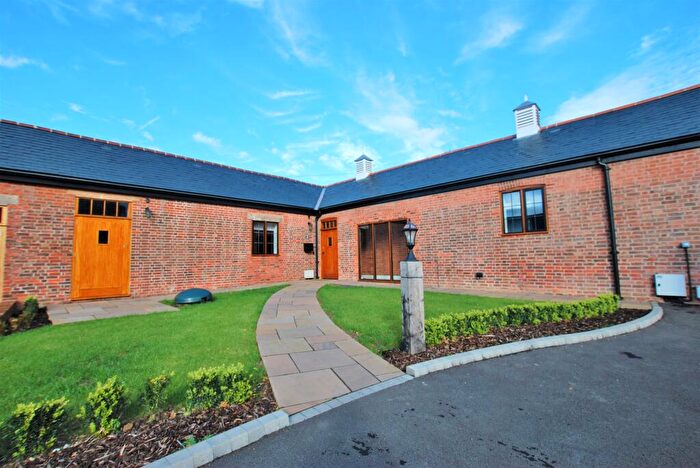 2 Bedroom House To Rent In East Flexford Lane, Wanborough, Guildford, Surrey, GU3