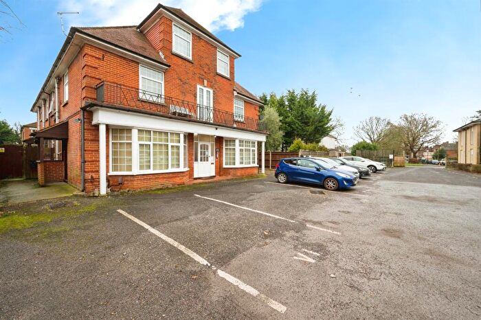 Studio For Sale In Winchester Road, Southampton, SO16