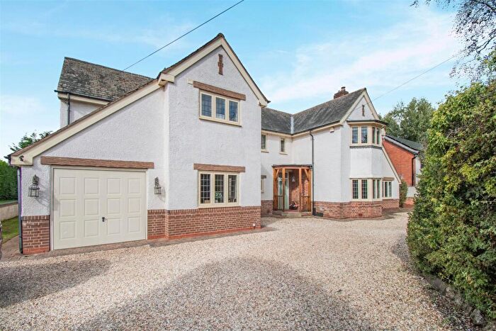 5 Bedroom Detached House For Sale In Bellwell Lane, Four Oaks, Sutton Coldfield, B74