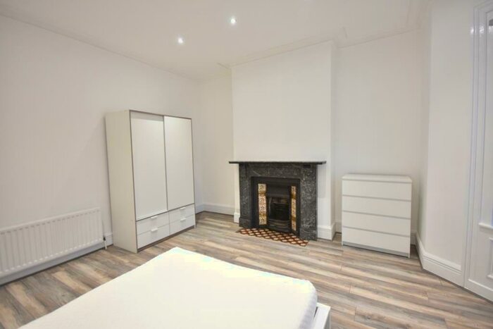 2 Bedroom Flat To Rent In Cavendish Road, Jesmond, NE2