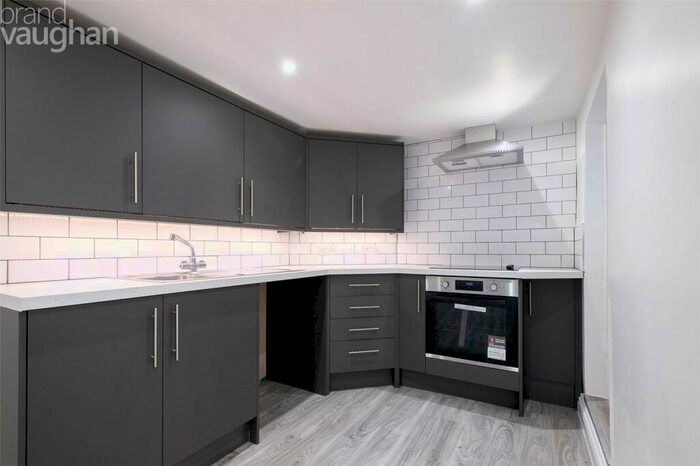 1 Bedroom Flat To Rent In Margaret Street, Brighton, East Sussex, BN2