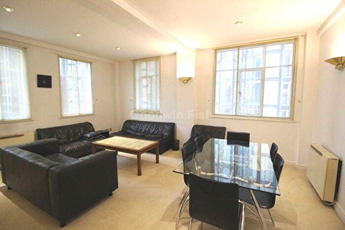 2 Bedroom Apartment To Rent In Oxford Road, Manchester, M1