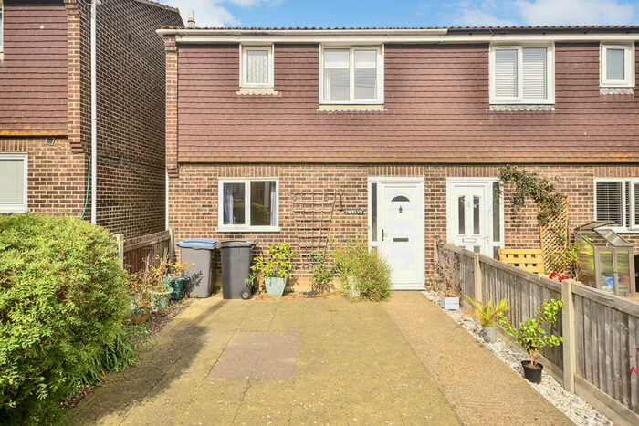 3 Bedroom End Of Terrace House To Rent In St. Patricks Road, Deal, Kent, CT14