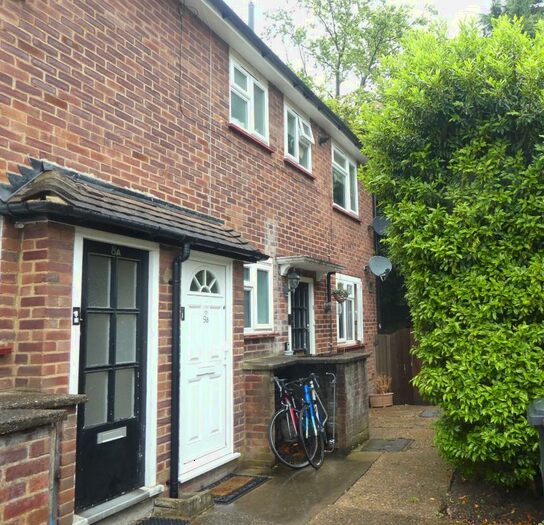 1 Bedroom Ground Maisonette To Rent In Ritz Court, Potters Bar, Hertfordshire, EN6