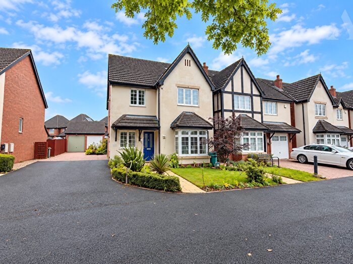 4 Bedroom Detached House For Sale In The Green, Castle Bromwich, Birmingham, West Midlands, B36