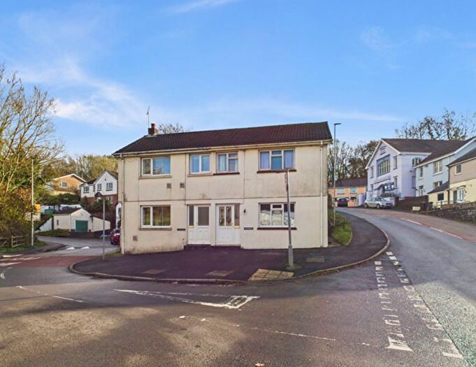 3 Bedroom Semi Detached House For Sale In Pensarn Road, Carmarthen, SA31