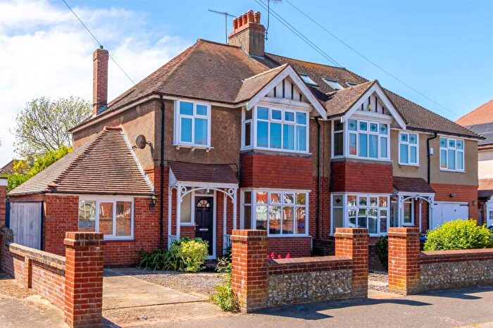 4 Bedroom Semi-Detached House For Sale In Shermanbury Road, Worthing, BN14
