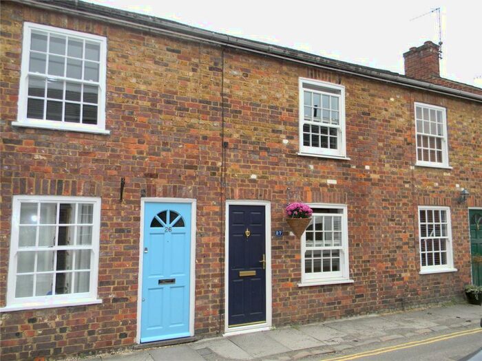2 Bedroom Terraced House To Rent In Bridge Street, Berkhamsted, Hertfordshire, HP4