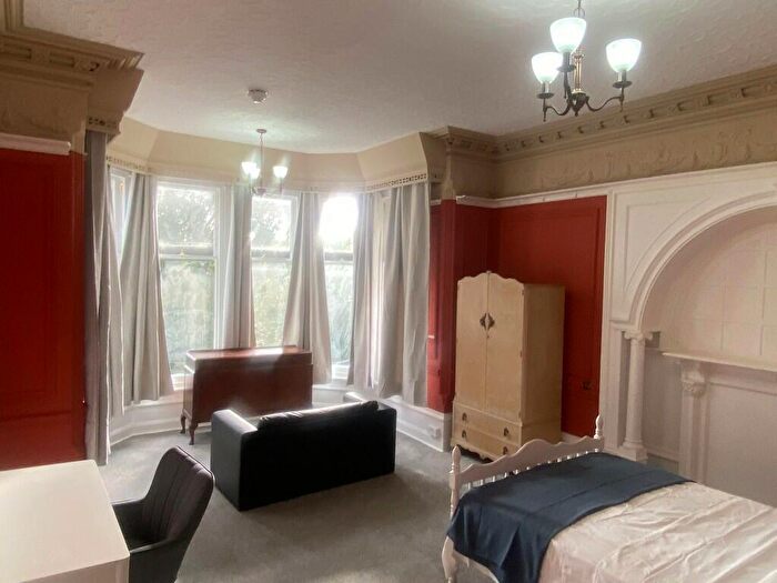 1 Bedroom Apartment To Rent In Flat, Newcastle Drive, Nottingham, Nottinghamshire, NG7