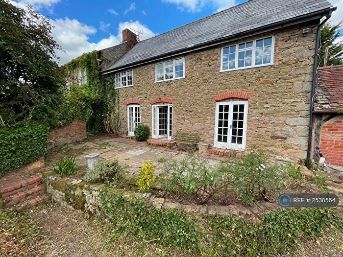 3 Bedroom Semi-Detached House To Rent In Shucknall, Hereford, HR1