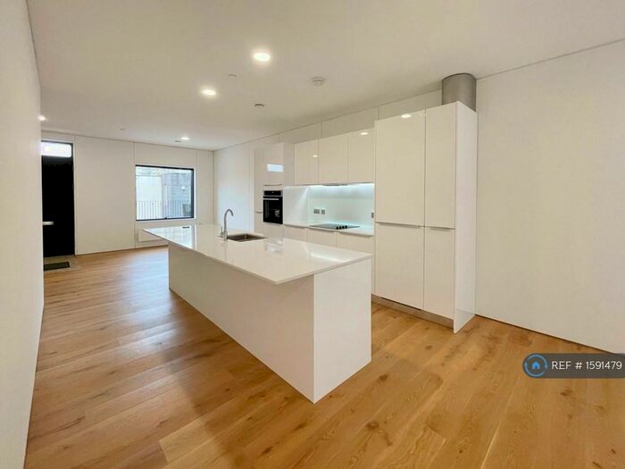 4 Bedroom Terraced House To Rent In Guest Street, Manchester, M4