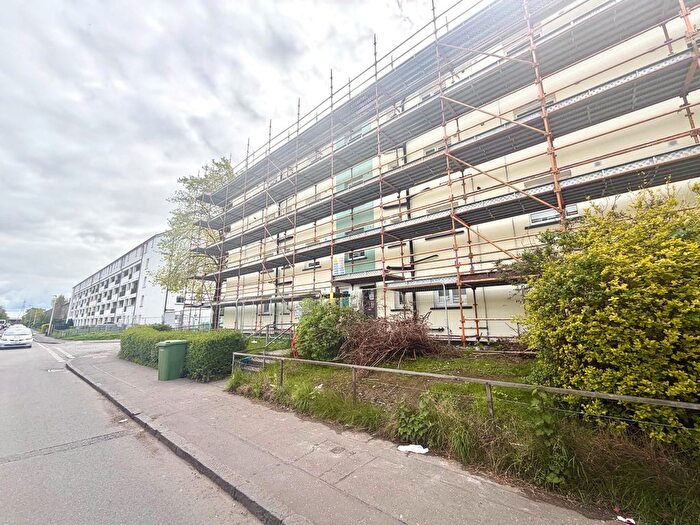 3 Bedroom Flat To Rent In /, Magdalene Drive, Edinburgh, EH15