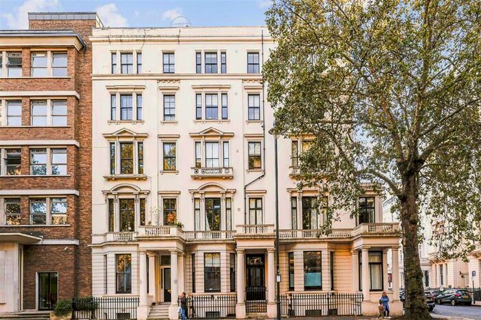 Studio To Rent In Cromwell Road, London, SW7
