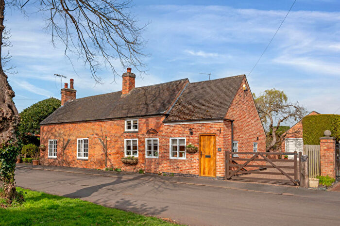 3 Bedroom Cottage For Sale In Brown Lane, Barton In Fabis, NG11