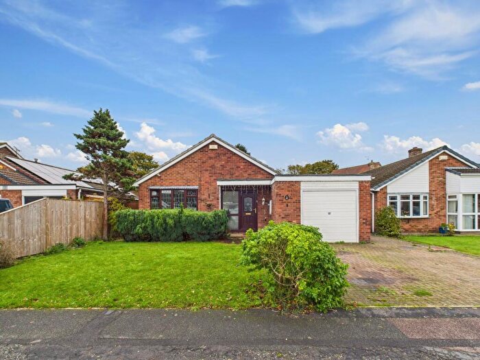 3 Bedroom Detached Bungalow For Sale In Saffron Drive, Snaith, DN14
