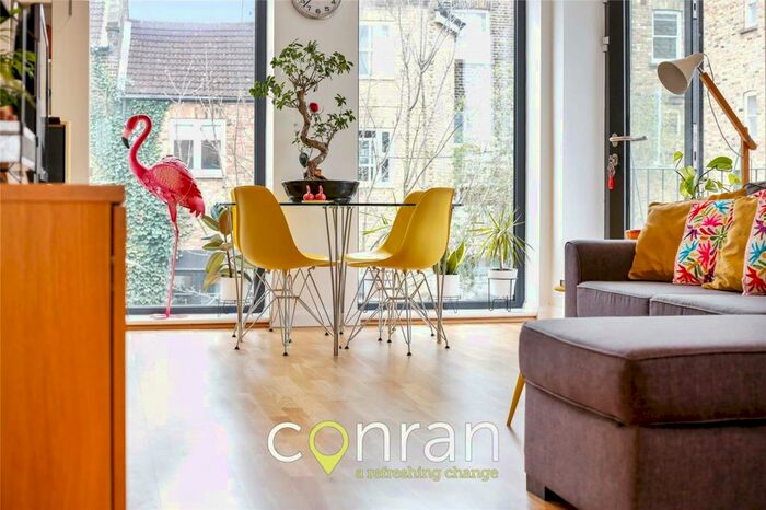 2 Bedroom Apartment To Rent In Hayes Mews, St Johns, SE8