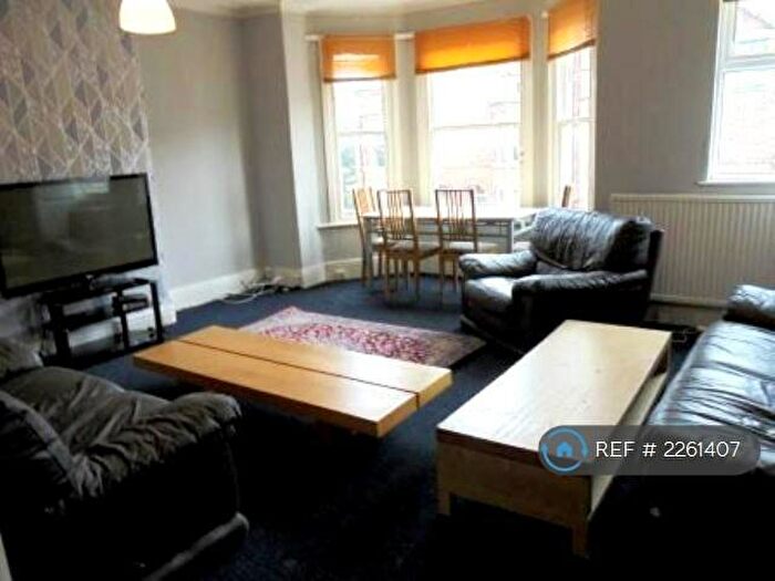 7 Bedroom Terraced House To Rent In Goulden Road, Manchester, M20