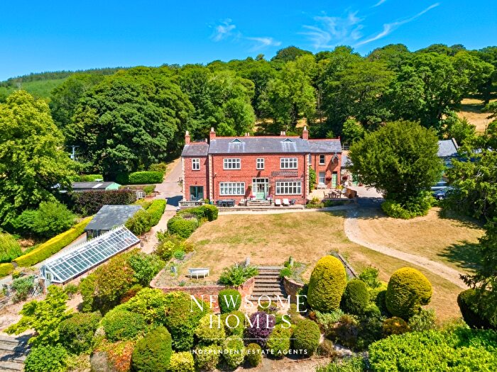 6 Bedroom Detached House For Sale In Rhuallt, Denbighshire, LL17