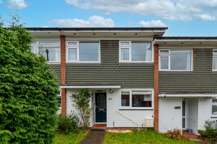 3 Bedroom Terraced House To Rent In Durfold Drive, Reigate, RH2