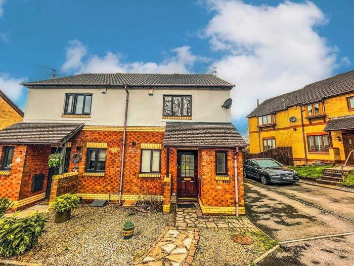2 Bedroom Semi-Detached House To Rent In Clos Yr Alarch, Thornhill, Cardiff, CF14