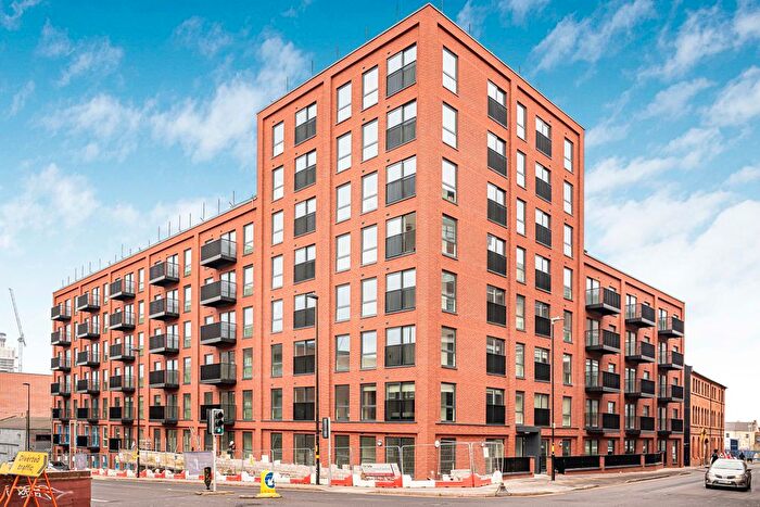 1 Bedroom Flat To Rent In The Burj, Green Street, Digbeth, Birmingham, B12