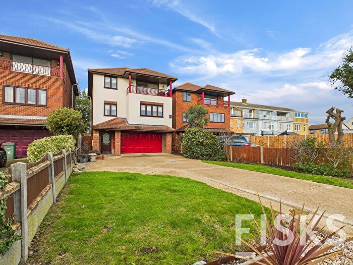4 Bedroom Detached House For Sale In Eastern Esplanade, Canvey Island, SS8