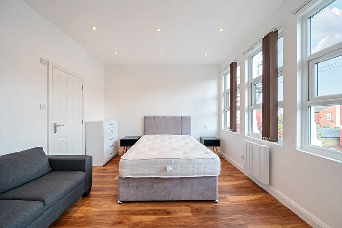 Studio To Rent In Larch Road, London, NW2