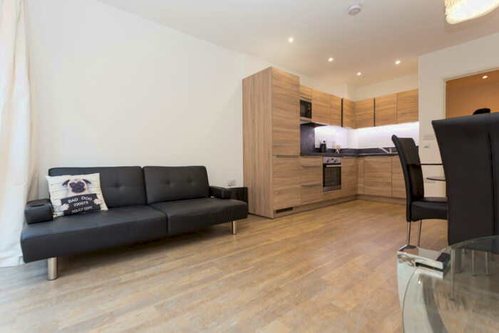 2 Bedroom Apartment To Rent In Yeoman Street, London, Greater London, SE8