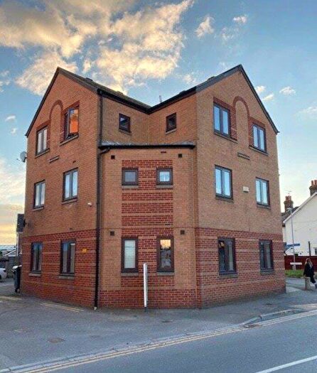 Studio To Rent In New Quay Road, Poole, BH15