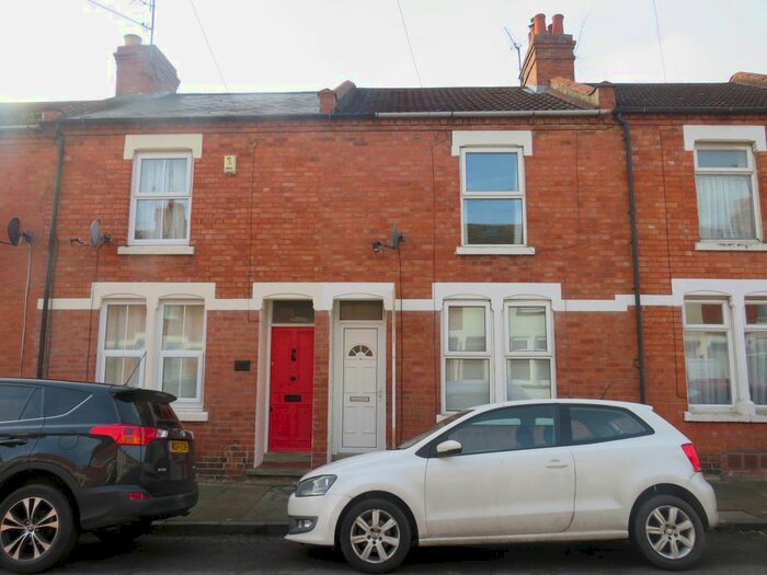 3 Bedroom Property To Rent In Wilby Street, Abington, Northampton, NN1