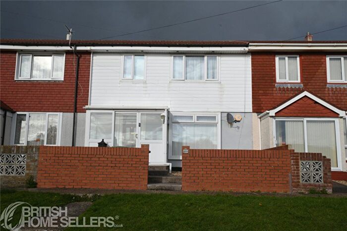 3 Bedroom Terraced House For Sale In Deerhurst Crescent, Portsmouth, Hampshire, PO6