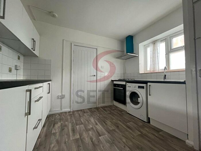 2 Bedroom Maisonette To Rent In Wharf Street North, Saint Matthews, Leicester, LE1