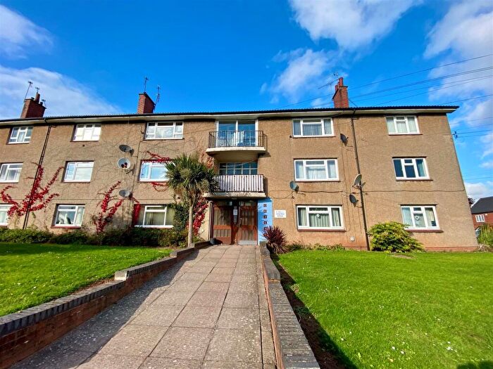 2 Bedroom Flat To Rent In Long Close Avenue, Allesley Village, Coventry, CV5