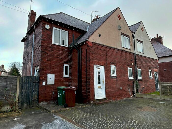 3 Bedroom Semi-Detached House To Rent In Willow Park, Pontefract, WF8