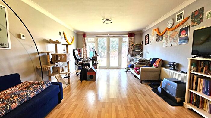 1 Bedroom Apartment To Rent In Bellegrove Road, Welling, DA16