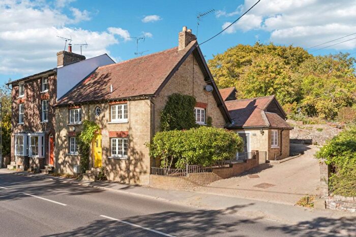 3 Bedroom Semi-Detached House For Sale In Church Road, Ivinghoe, LU7