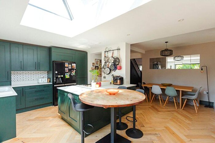 5 Bedroom Semi Detached House For Sale In Wellington Hill West, Bristol, BS9