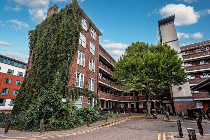 2 Bedroom Flat For Sale In Welland Street, Greenwich, London, SE10